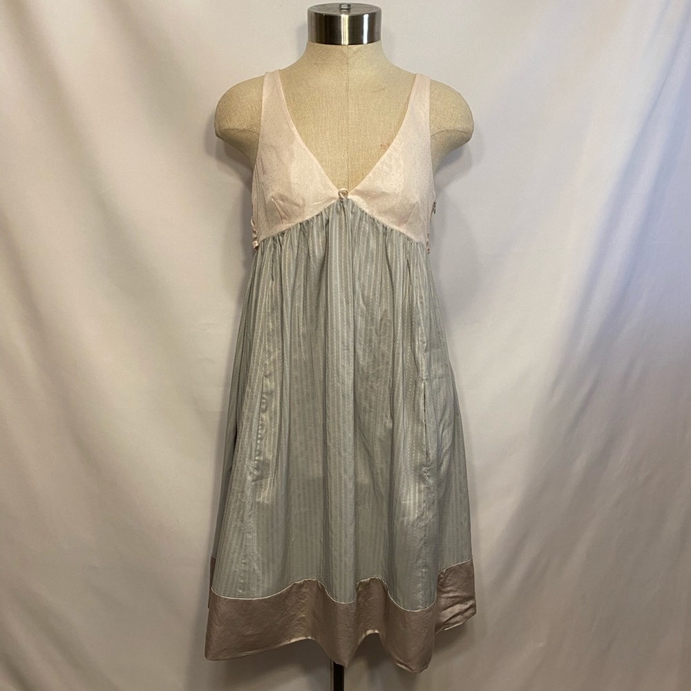 Summer sleeveless dress